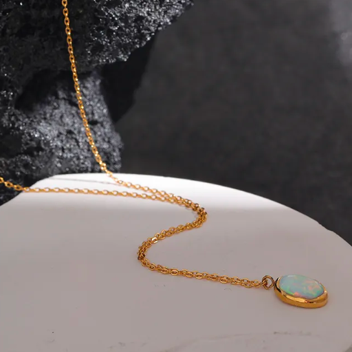 Collar con Colgante de Piedra Austriaca