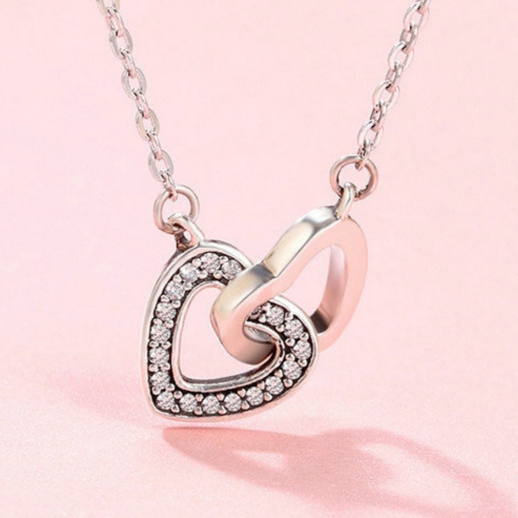 Collar Corazones Conectados de Plata