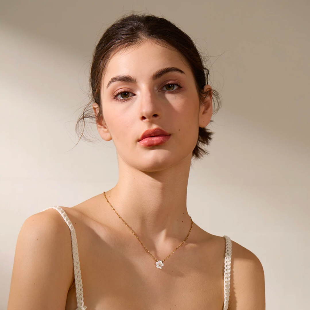 Collar con Colgante Flor Natural Shell Premium