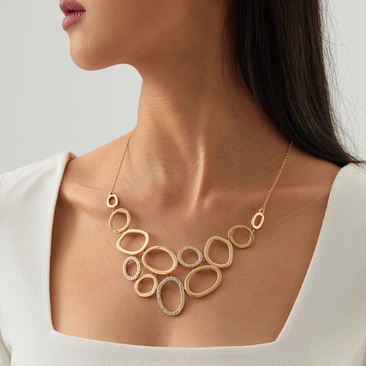 Collar Círculos Irregulares Luxe con Circonitas